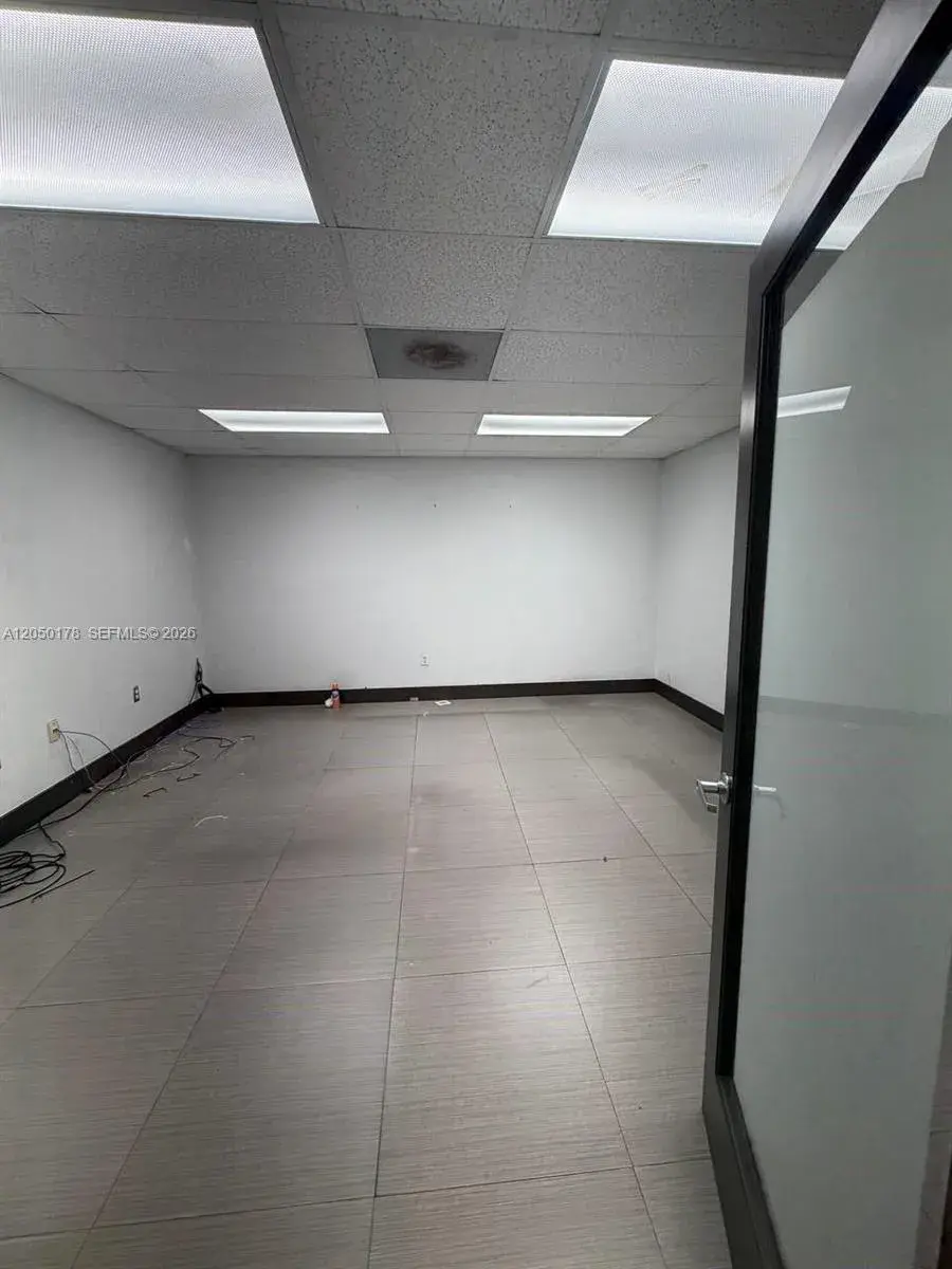 10850 NW 27th St, Doral FL 33172