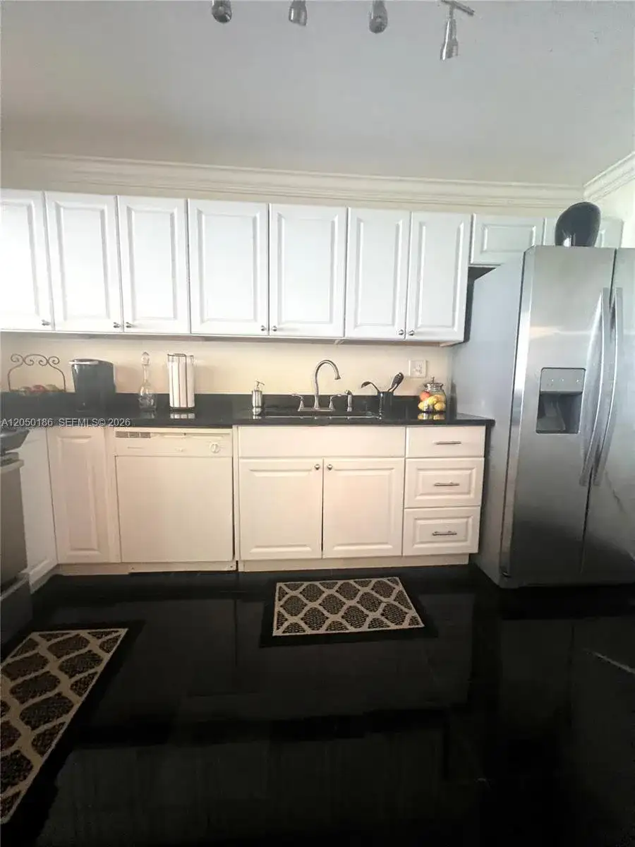 1465 NE 123rd St # 502, North Miami FL 33161 photo 5