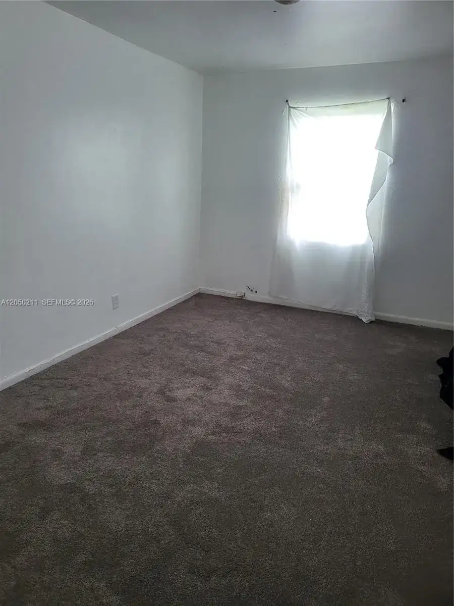 755 NW 84th St, Miami FL 33150 photo 4