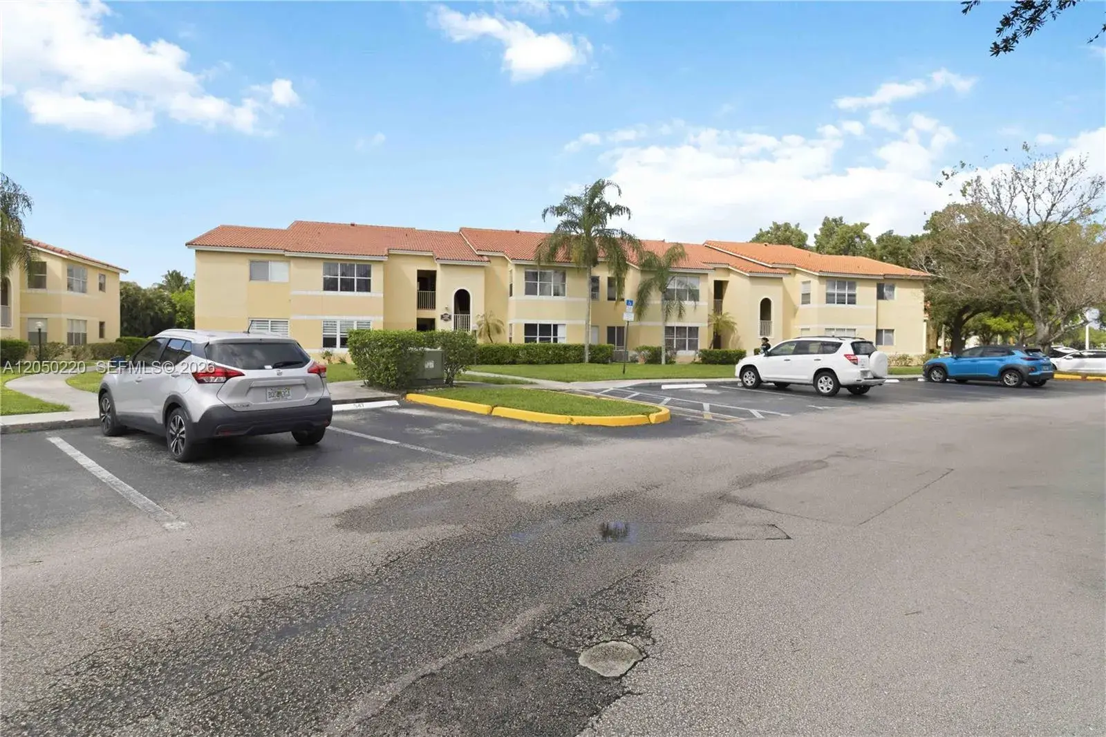 12760 Vista Isles # 724, Sunrise FL 33325