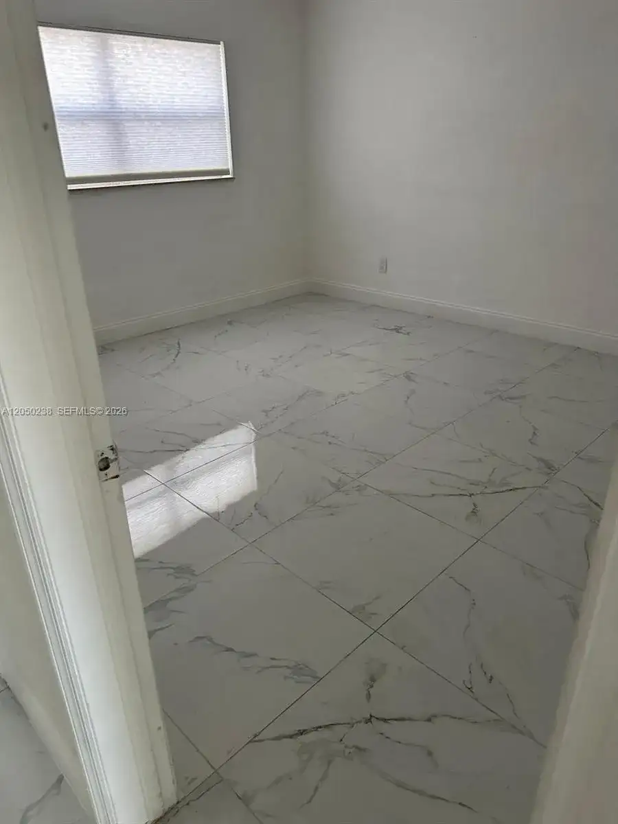 7101 SW 89th Ct # 104, Miami FL 33173 photo 2