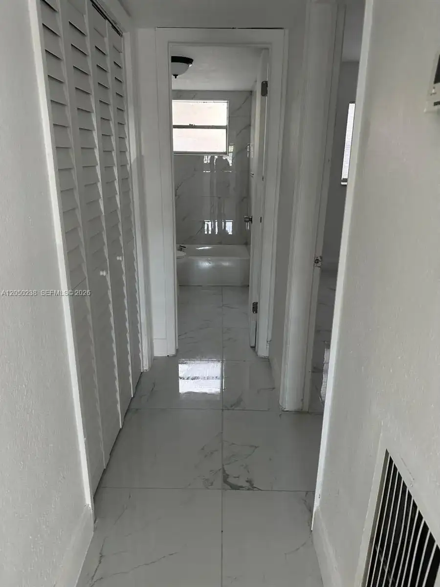 7101 SW 89th Ct # 104, Miami FL 33173 photo 3