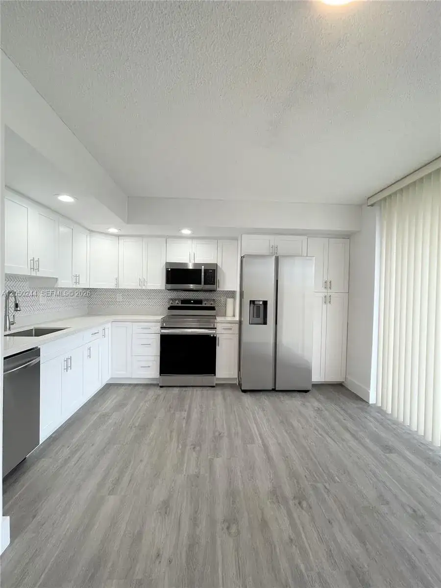 8520 SW 133rd Ave Rd # 406, Miami FL 33183 photo 2