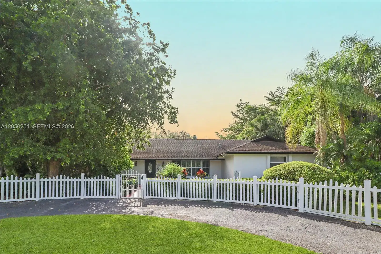 23595 SW 152nd Ave, Homestead FL 33032 photo 3