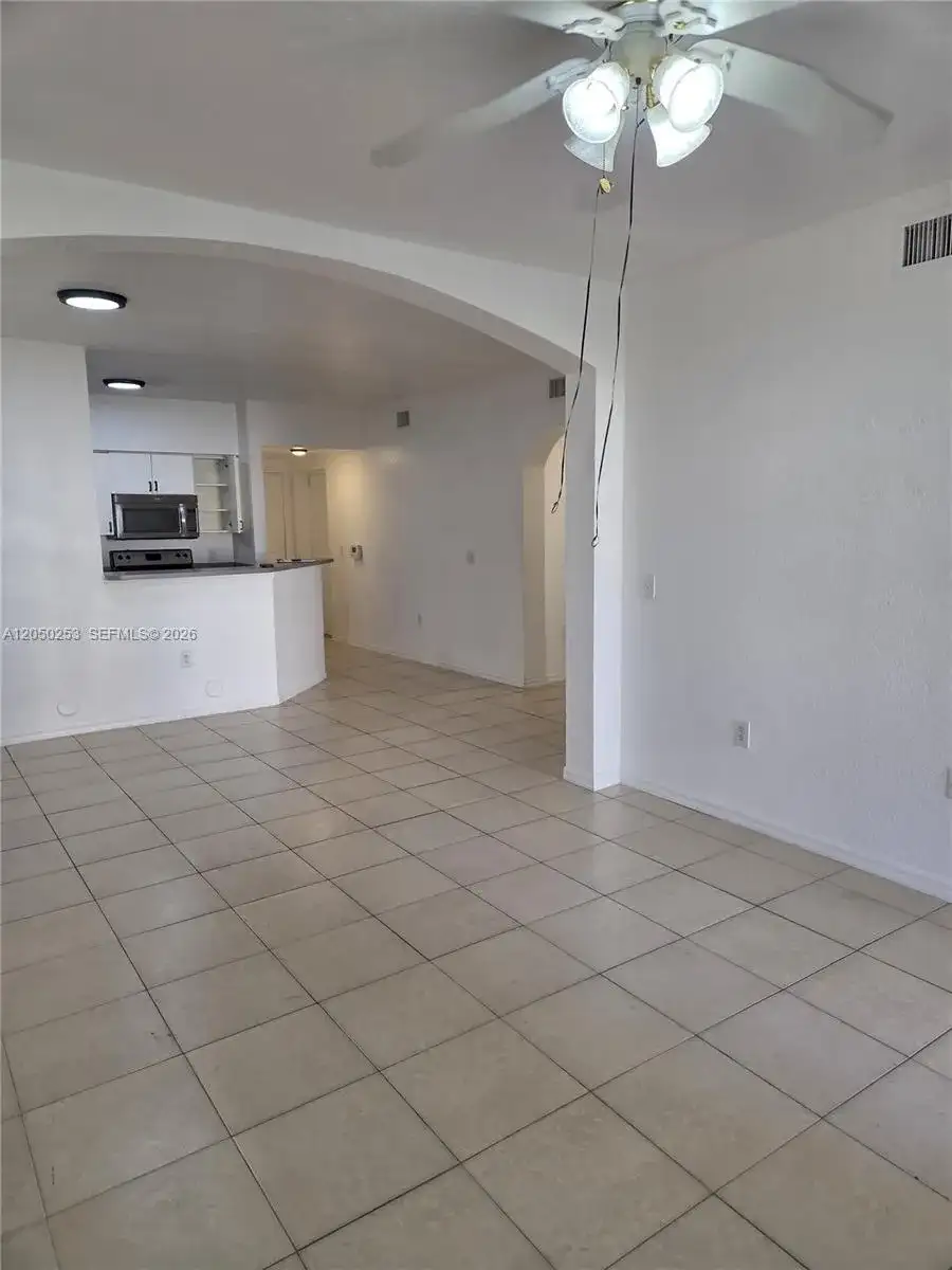 1308 Belmont Ln # 1308, North Lauderdale FL 33068 photo 2