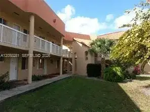 2390 W 74th St # 202, Hialeah FL 33016