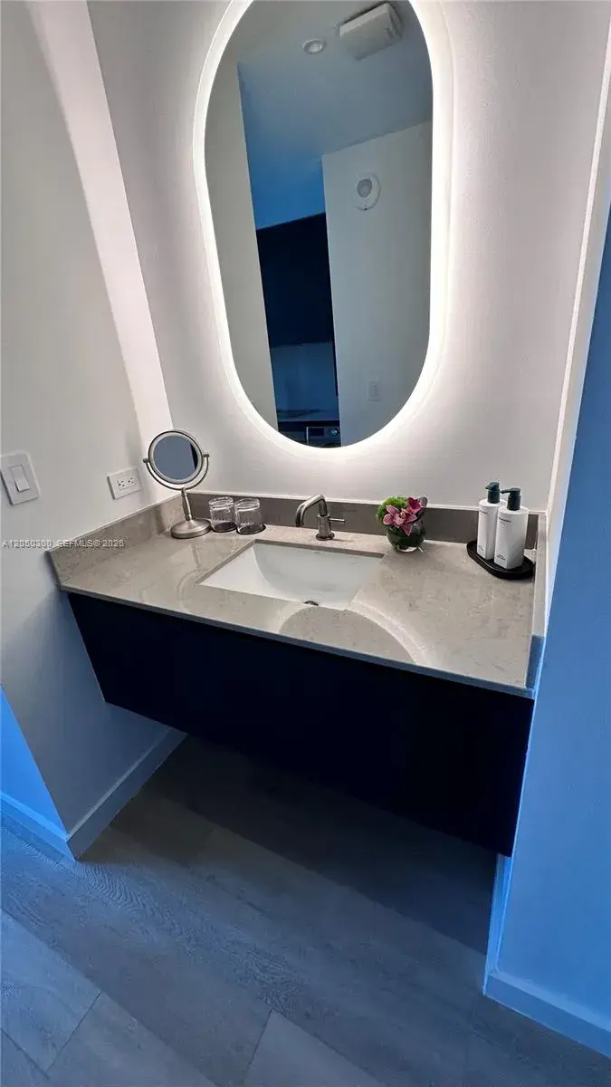 20 NE 11 Street # 2212A, Miami FL 33132