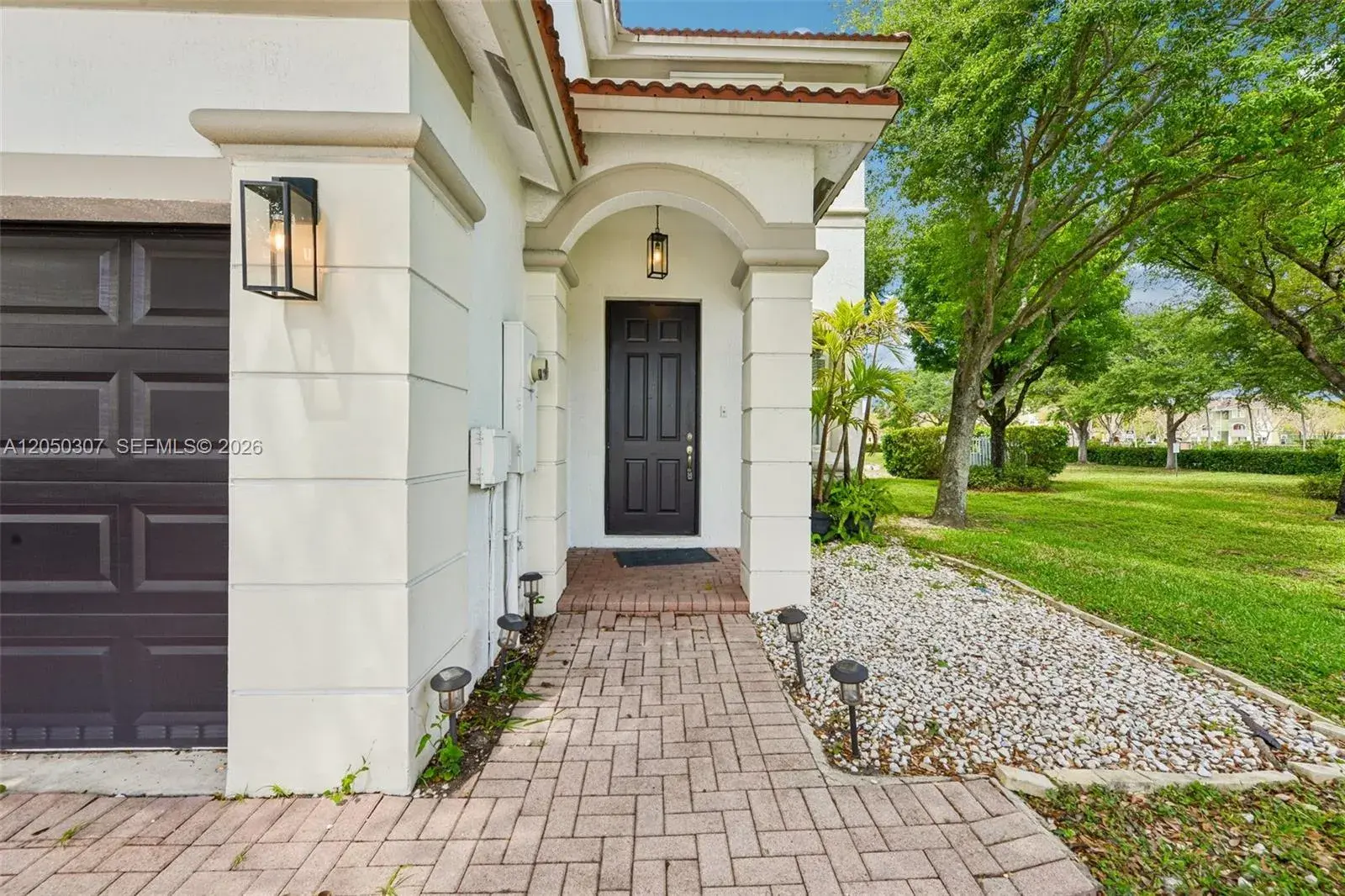 8188 NW 108th Pl, Doral FL 33178
