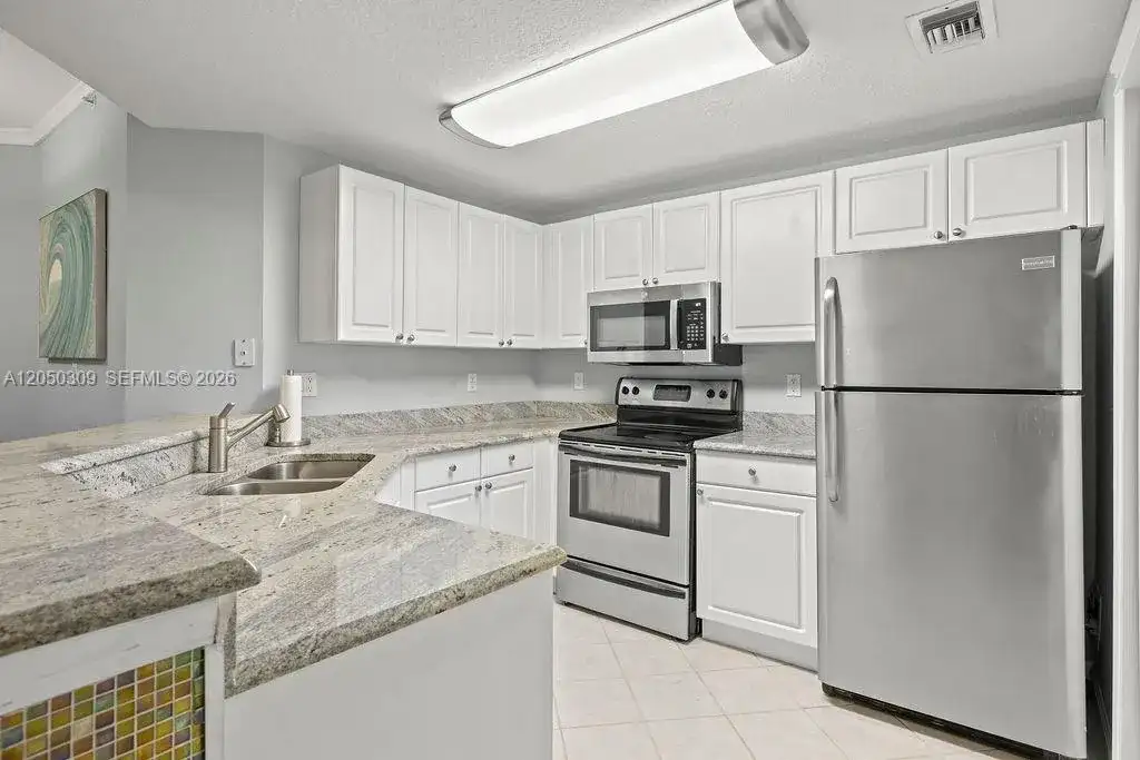 5060 Fairways Cir # F101, Vero Beach FL 32967 photo 3