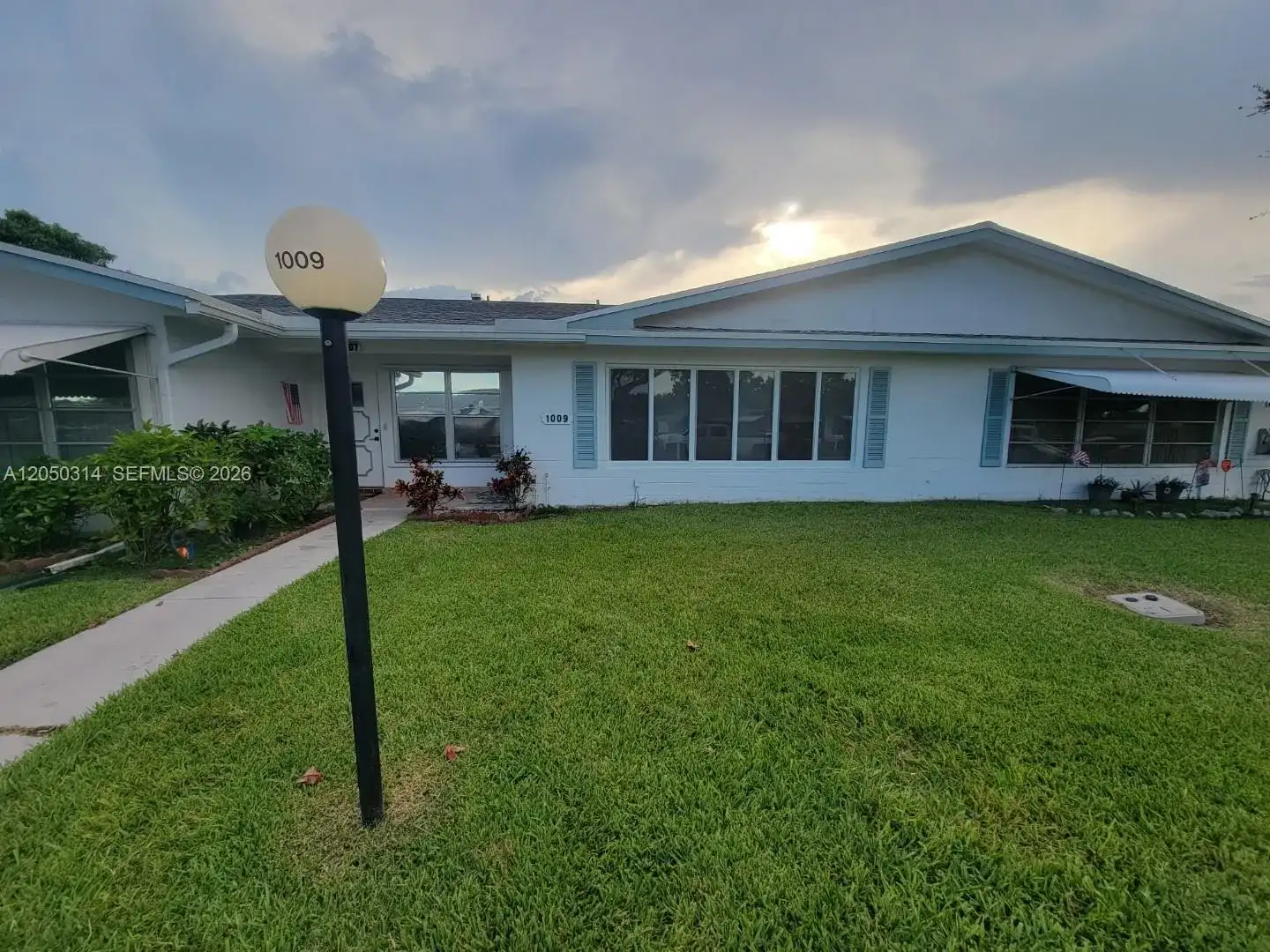 1009 NW 88th Ave # B87, Plantation FL 33322