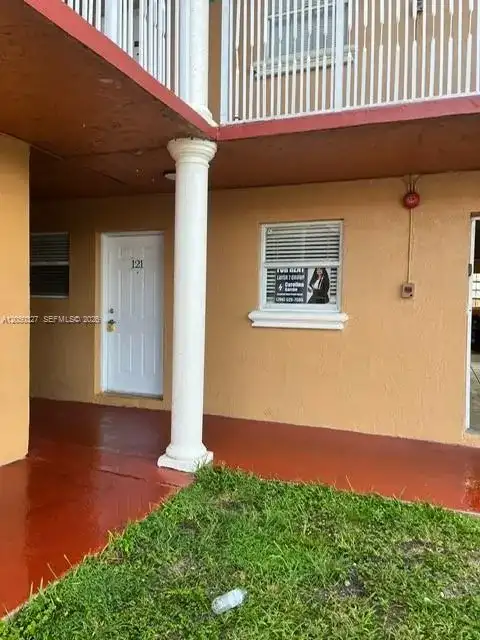 1265 W 24th St # 121, Hialeah FL 33010