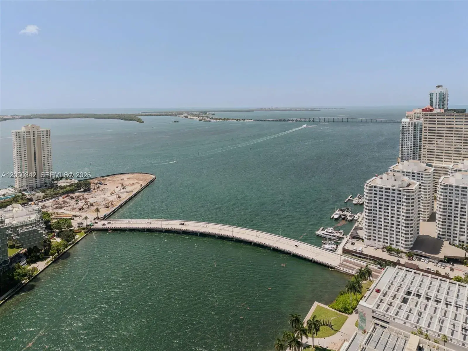 1 bedroom 1 bath Residential for sale at 495 Brickell Ave # 5309, Miami FL 33131