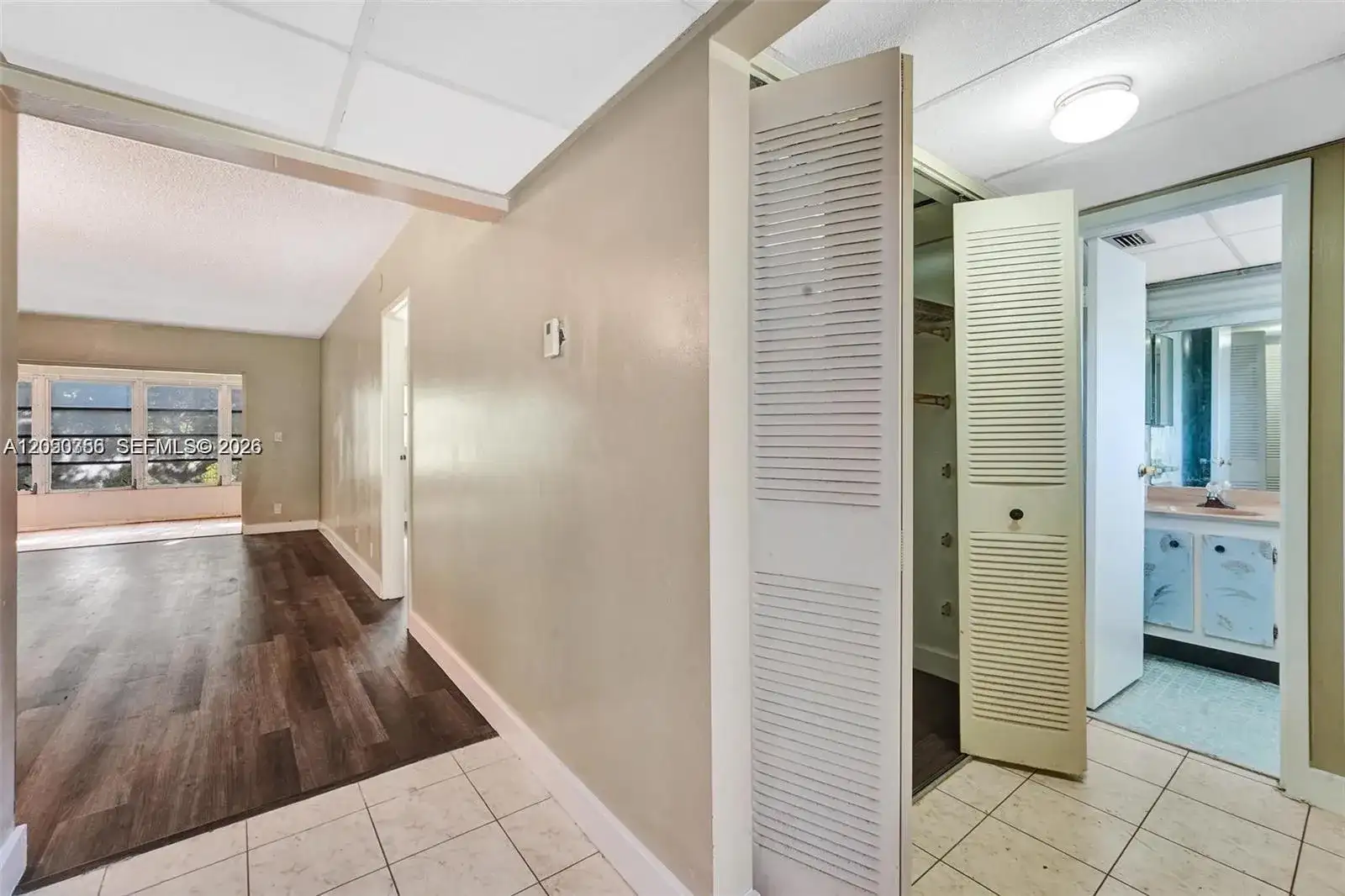 1030 Country Club Dr # 405, Margate FL 33063 photo 4