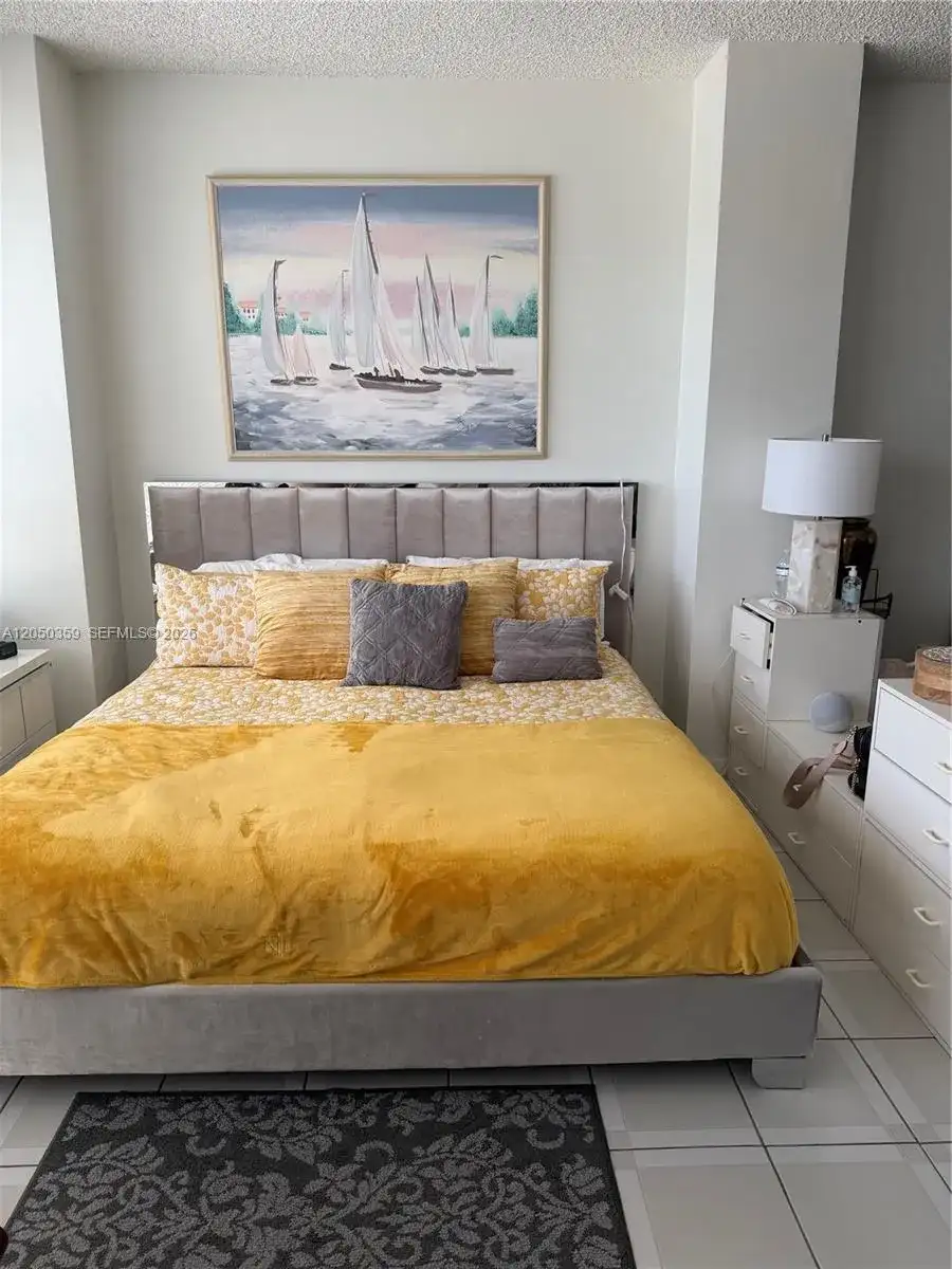 4925 Collins Ave # 2D, Miami Beach FL 33140 photo 2
