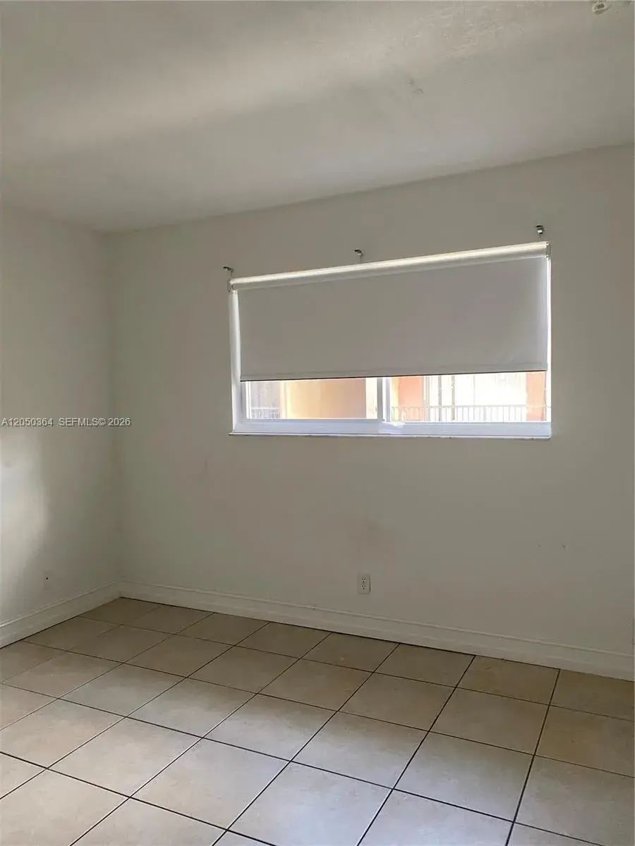 2840 NW 55th Ave # 2D, Lauderhill FL 33313