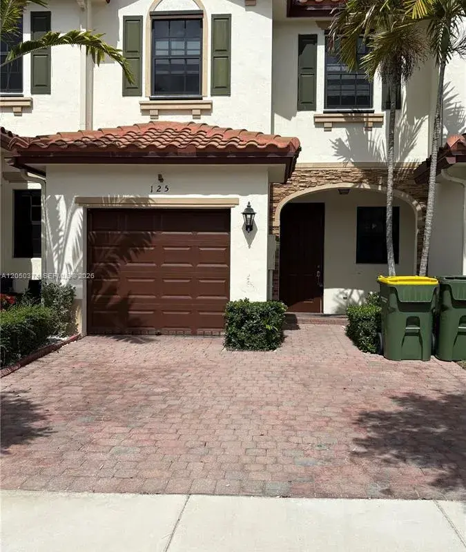 125 SE 34th Ter, Homestead FL 33033