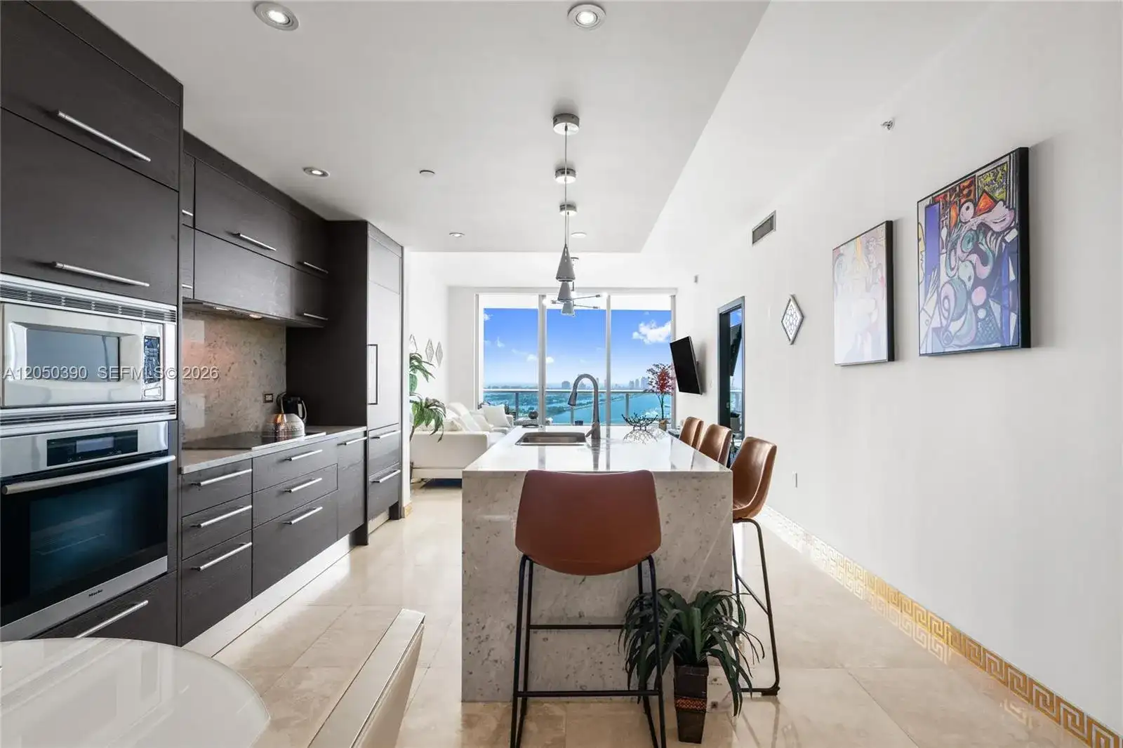 900 Biscayne Blvd # 3704, Miami FL 33132 photo 2