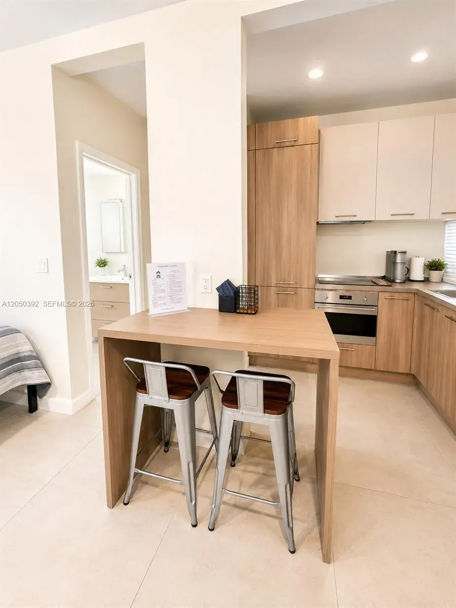 245 NE 33rd St # 101, Miami FL 33137