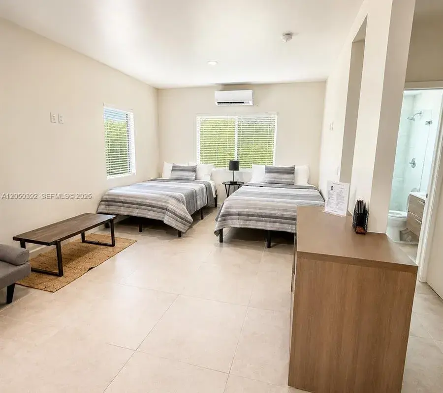 245 NE 33rd St # 101, Miami FL 33137