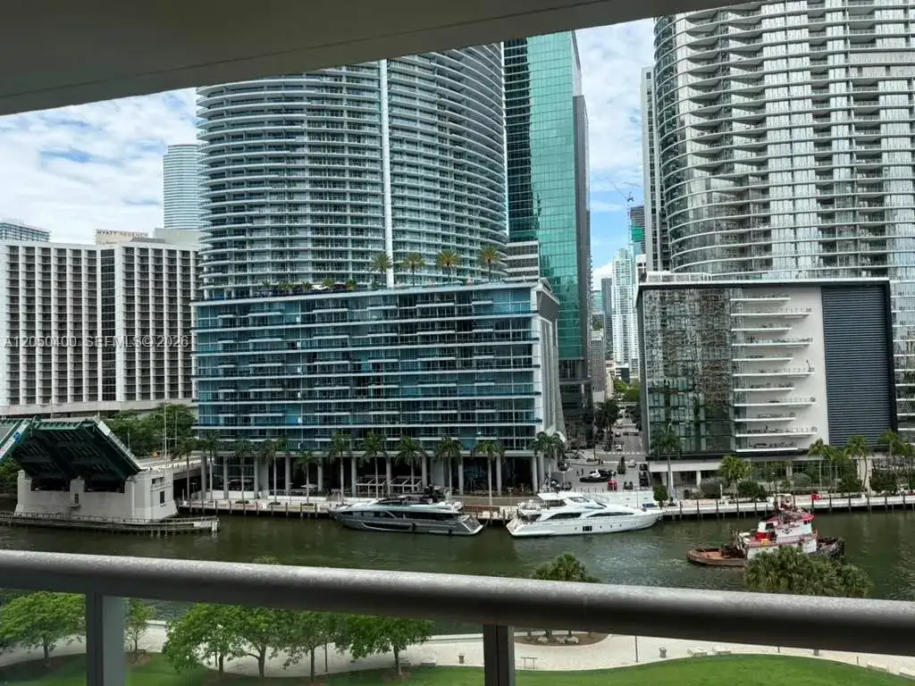 475 Brickell Ave # 1012, Miami FL 33131 photo 2