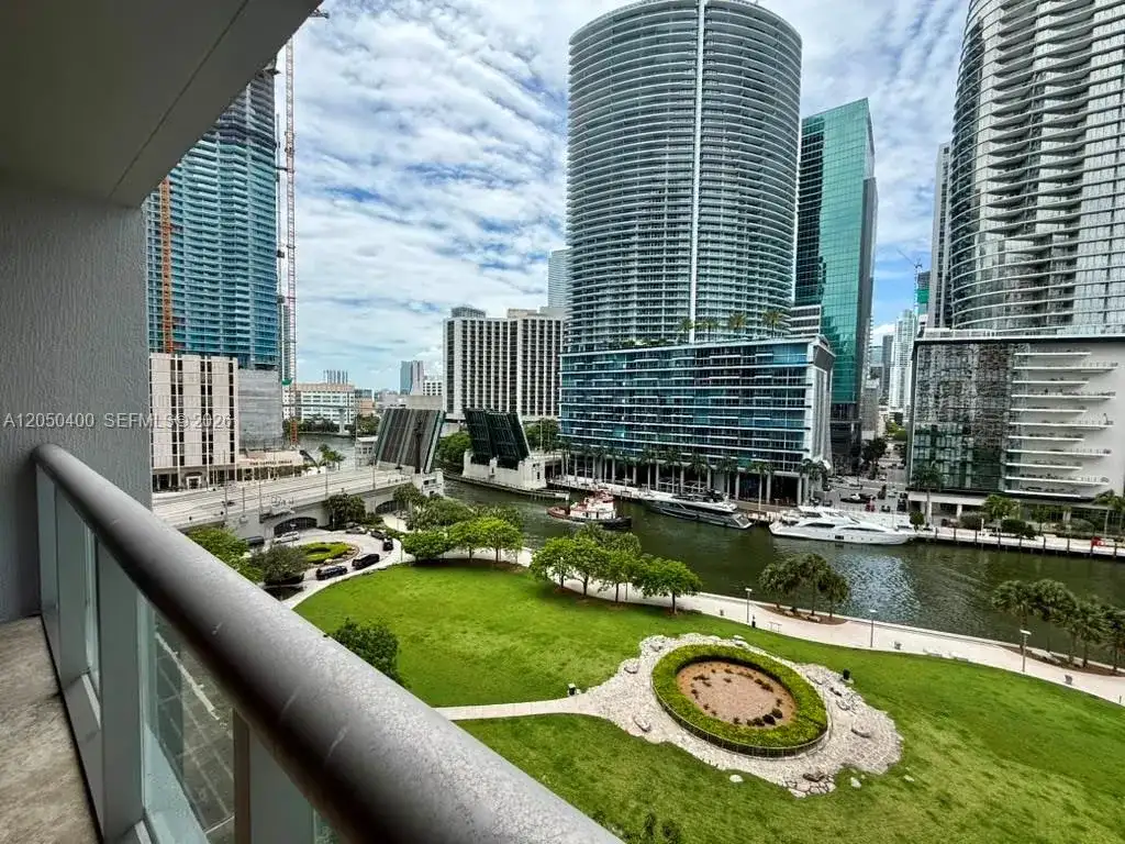 475 Brickell Ave # 1012, Miami FL 33131 photo 3