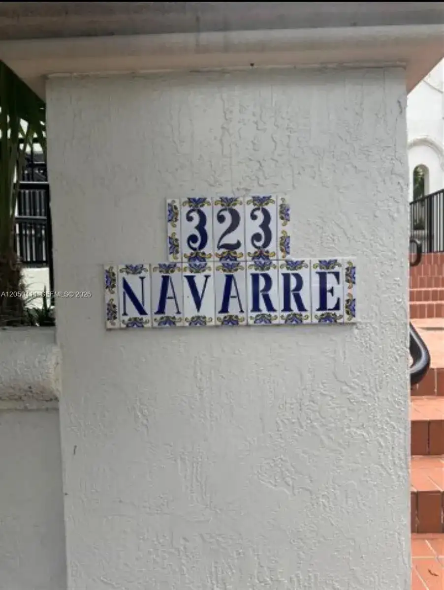 323 Navarre Ave # 203, Coral Gables FL 33134 photo 3