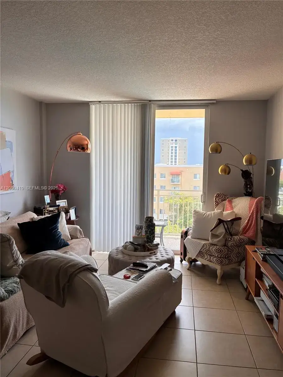 215 SW 42nd Ave # 603, Miami FL 33134