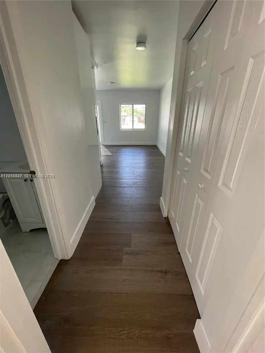 2856 SW 37th Ave # 2856, Miami FL 33133