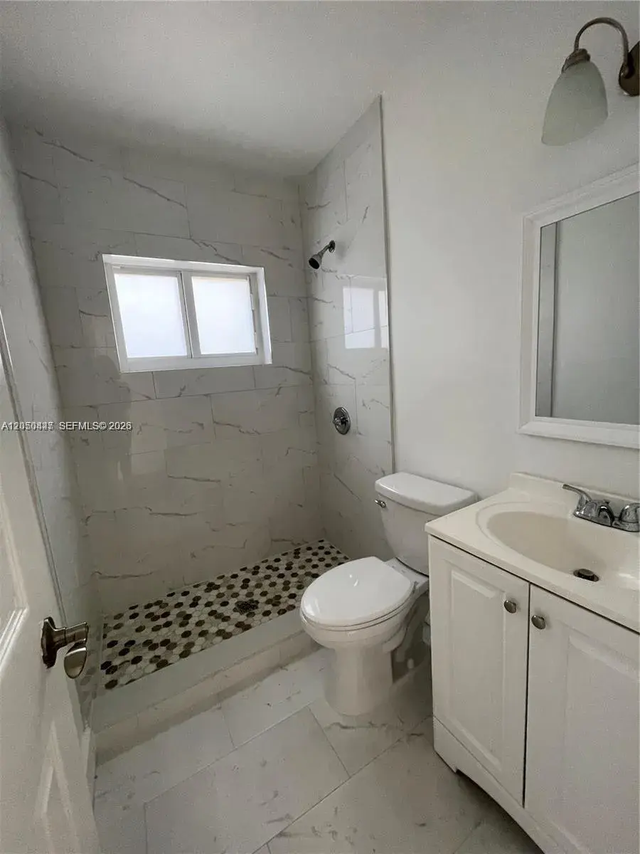 2856 SW 37th Ave # 2856, Miami FL 33133