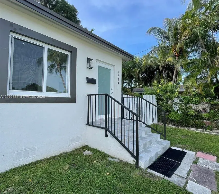 2856 SW 37th Ave # 2856, Miami FL 33133