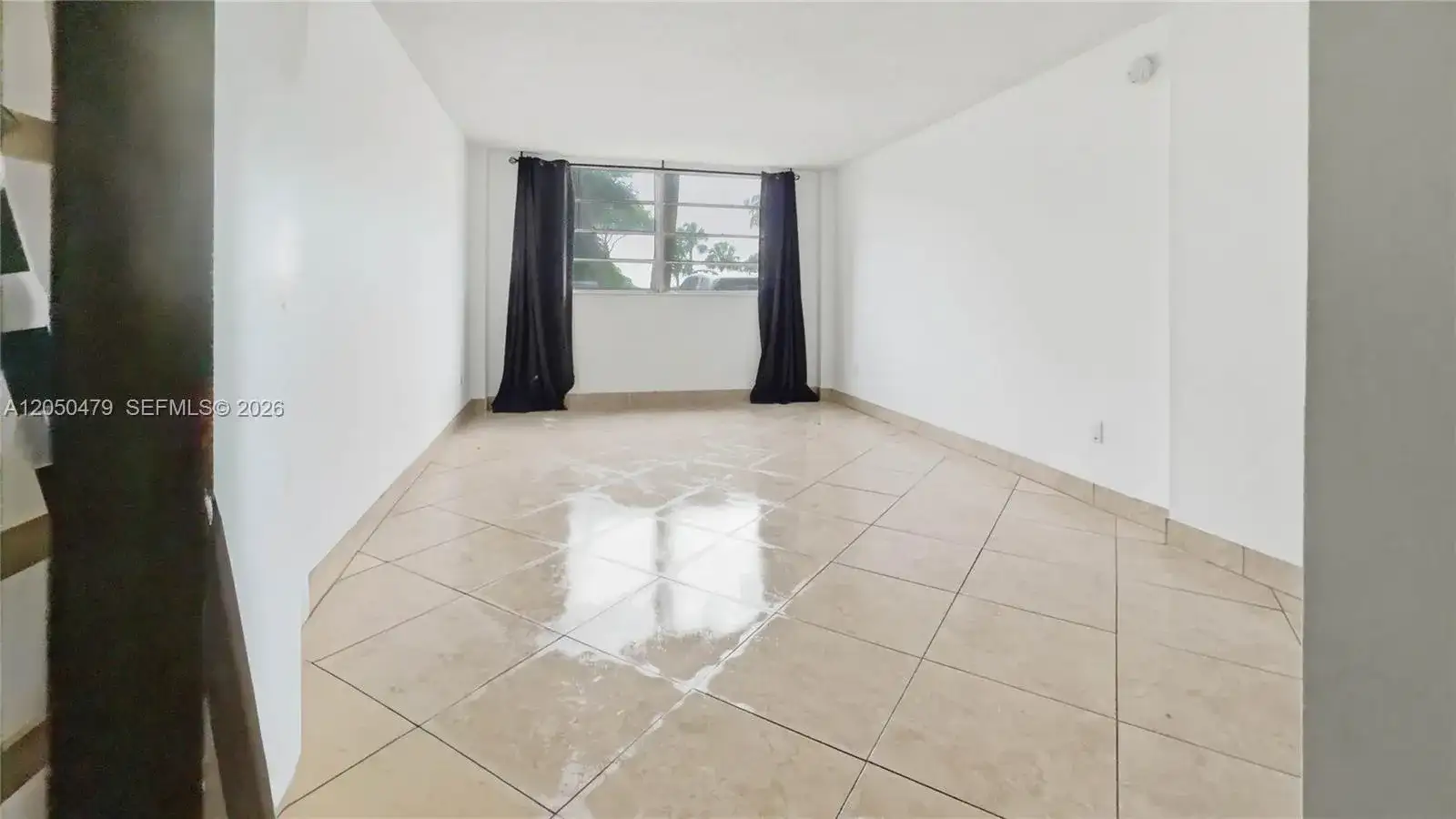 16450 Miami Dr # 103, North Miami Beach FL 33162 photo 5