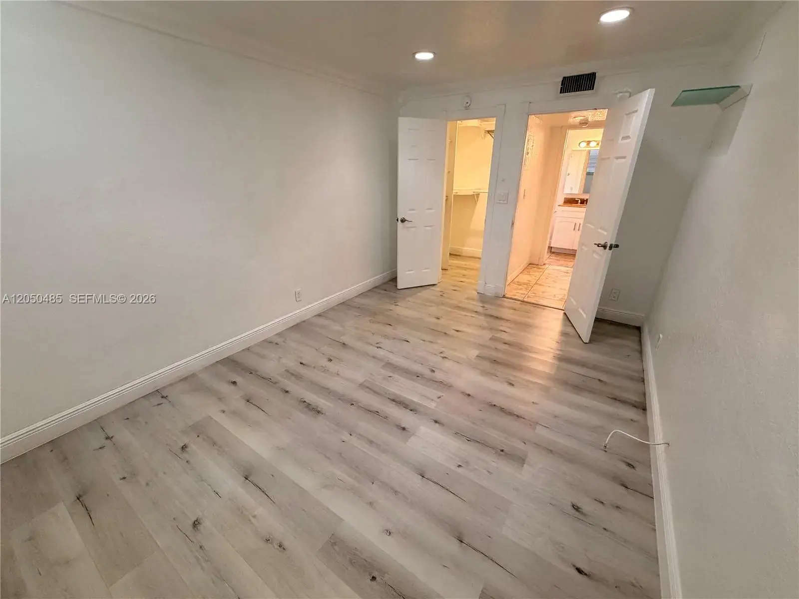 2826 Van Buren St # 2, Hollywood FL 33020