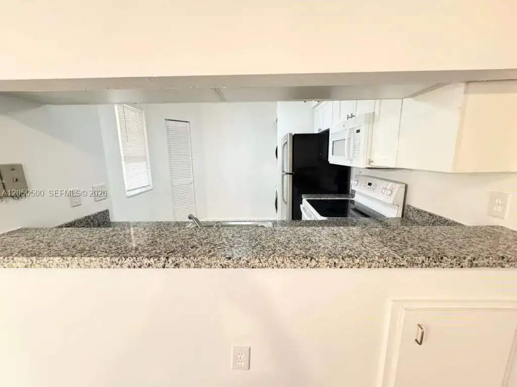 14208 Glenmoor Dr # 14208, West Palm Beach FL 33409 photo 5