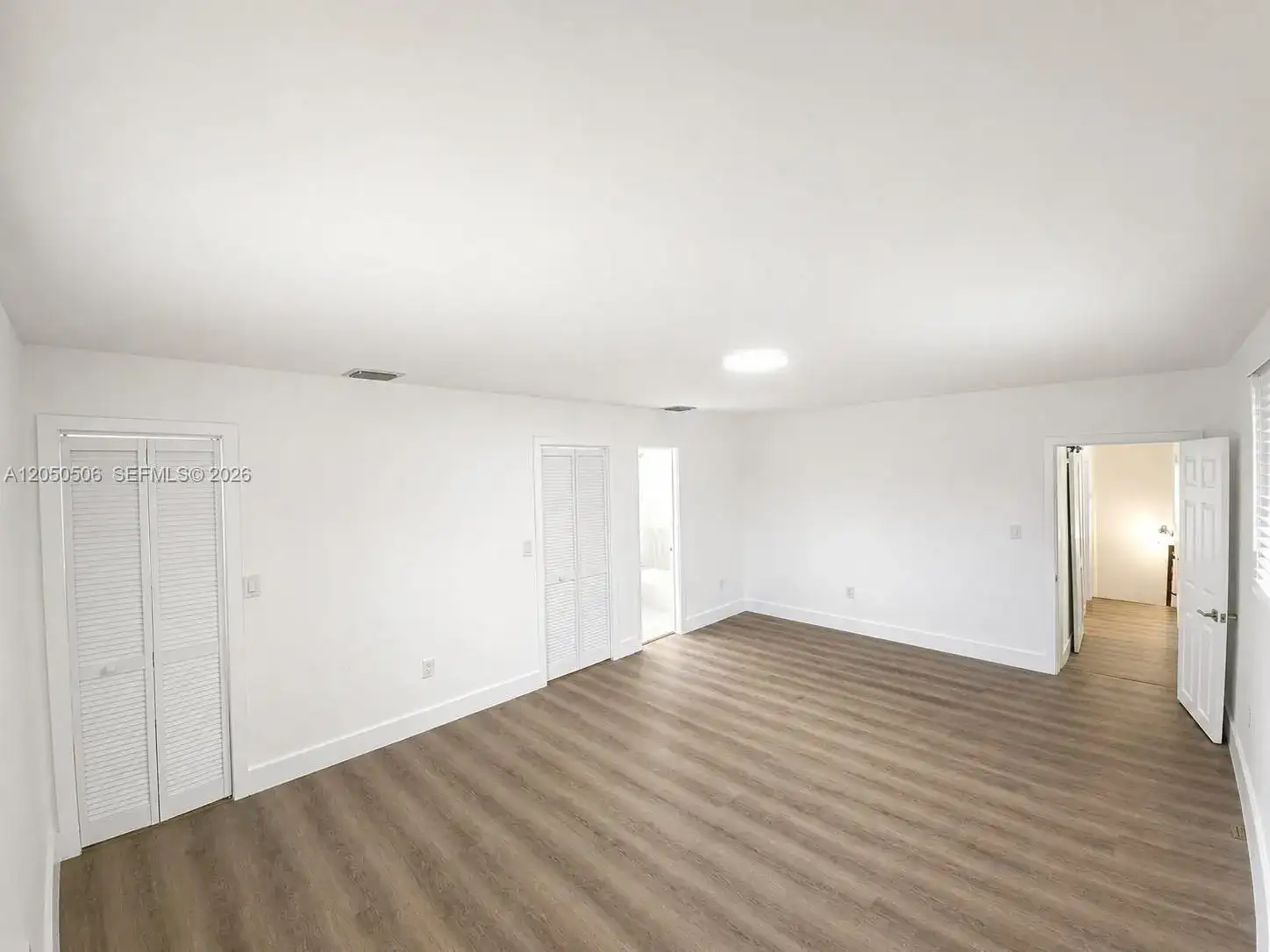 5190 E 1st Ave # B, Hialeah FL 33013 photo 4