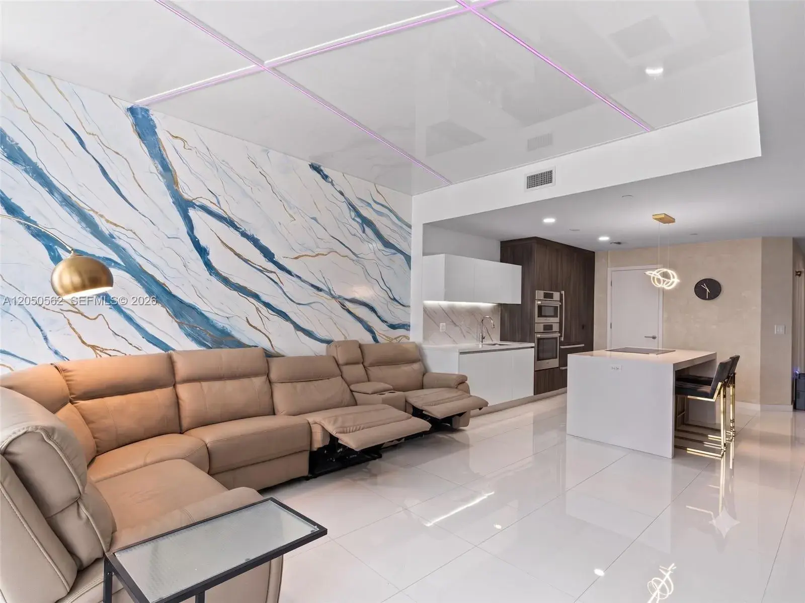 851 NE 1st Ave # 3000, Miami FL 33132