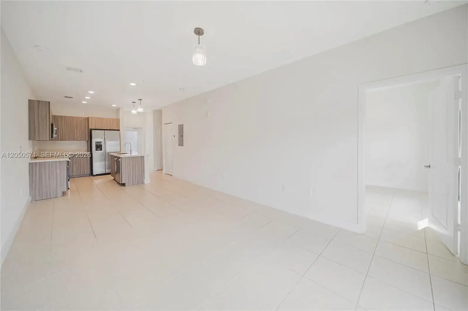 8265 NW 41st St # 202, Doral FL 33166 photo 3