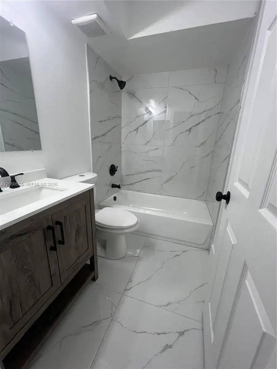 590 NW 65th St # 3, Miami FL 33150 photo 2