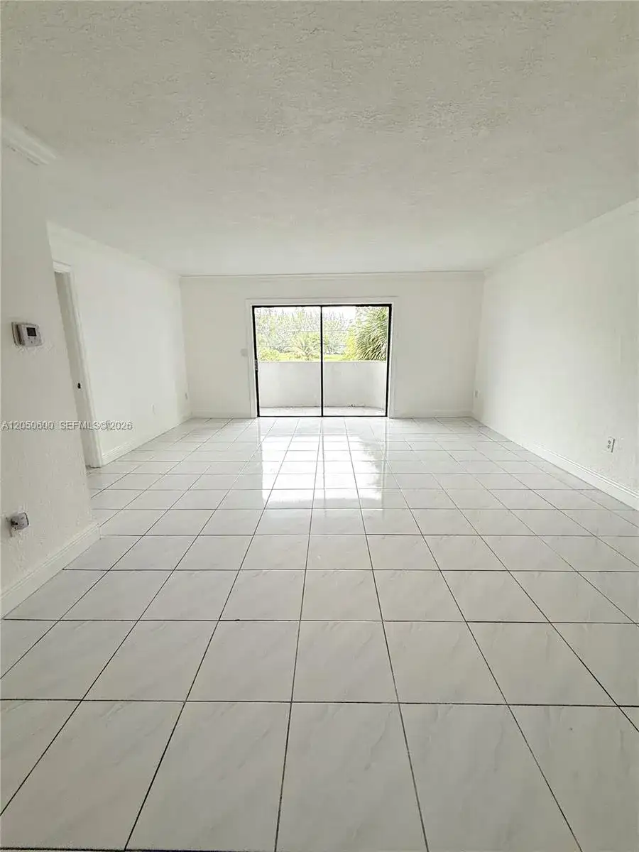 130 S Shore Dr # 3C, Miami Beach FL 33141 photo 3