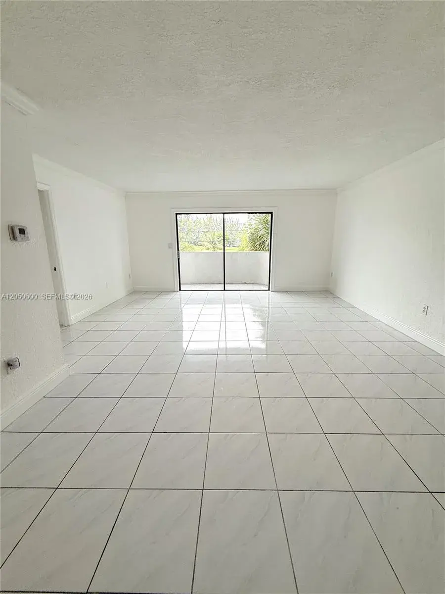 130 S Shore Dr # 3C, Miami Beach FL 33141
