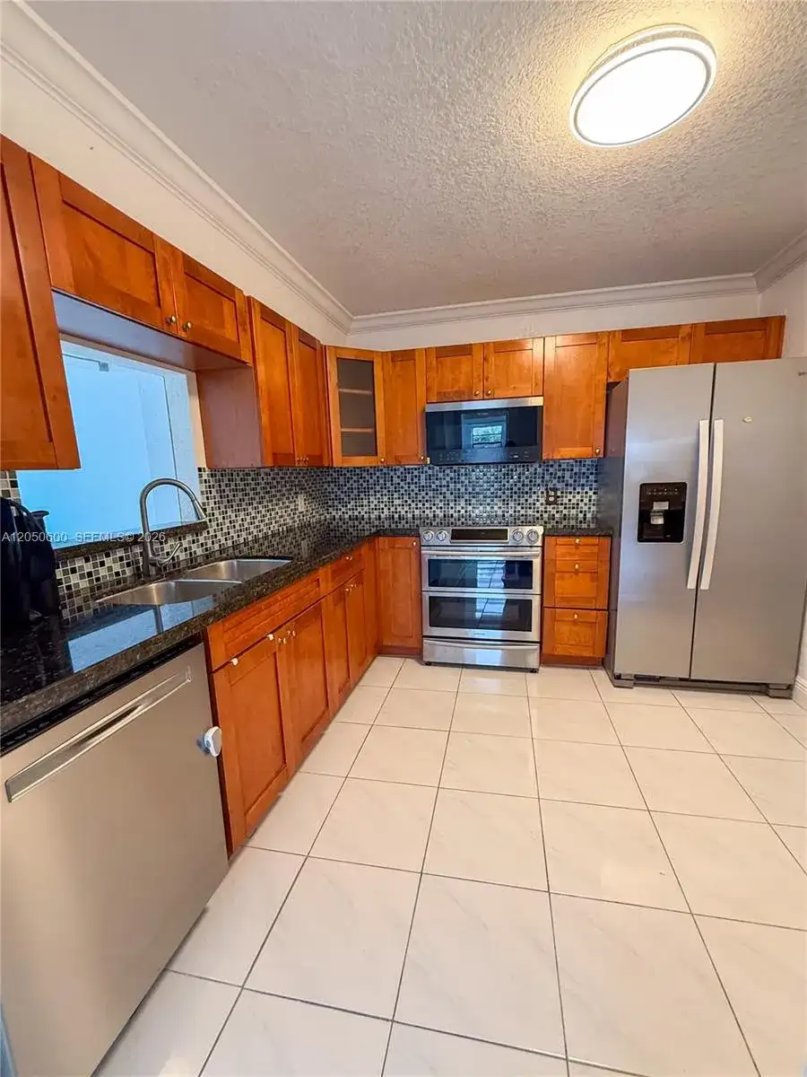 130 S Shore Dr # 3C, Miami Beach FL 33141 photo 5