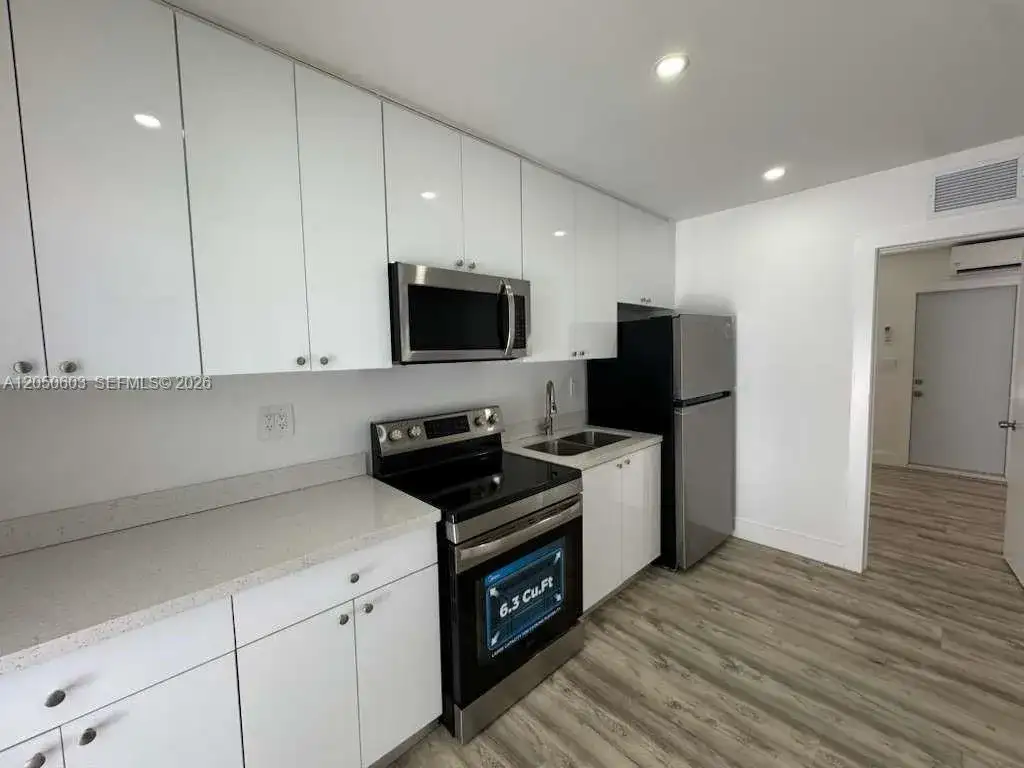 885 SW 29th Ave # 3, Miami FL 33135 photo 5