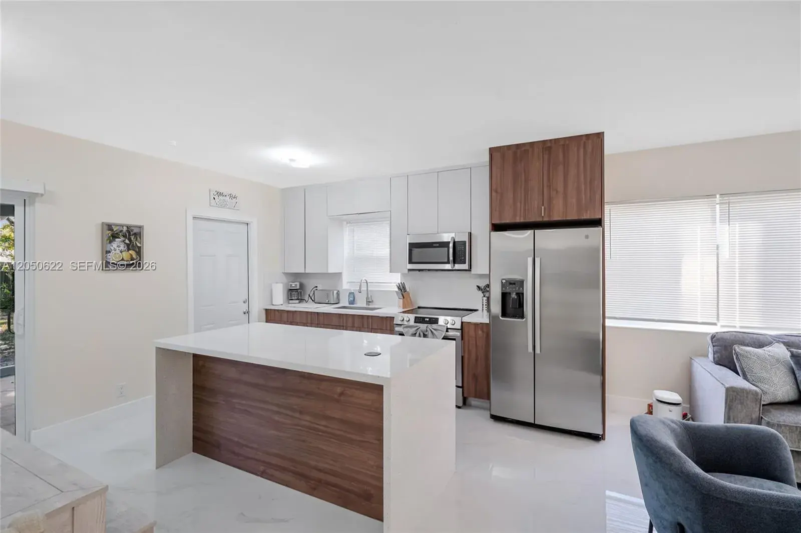 1021 NE 3rd Ave, Fort Lauderdale FL 33304