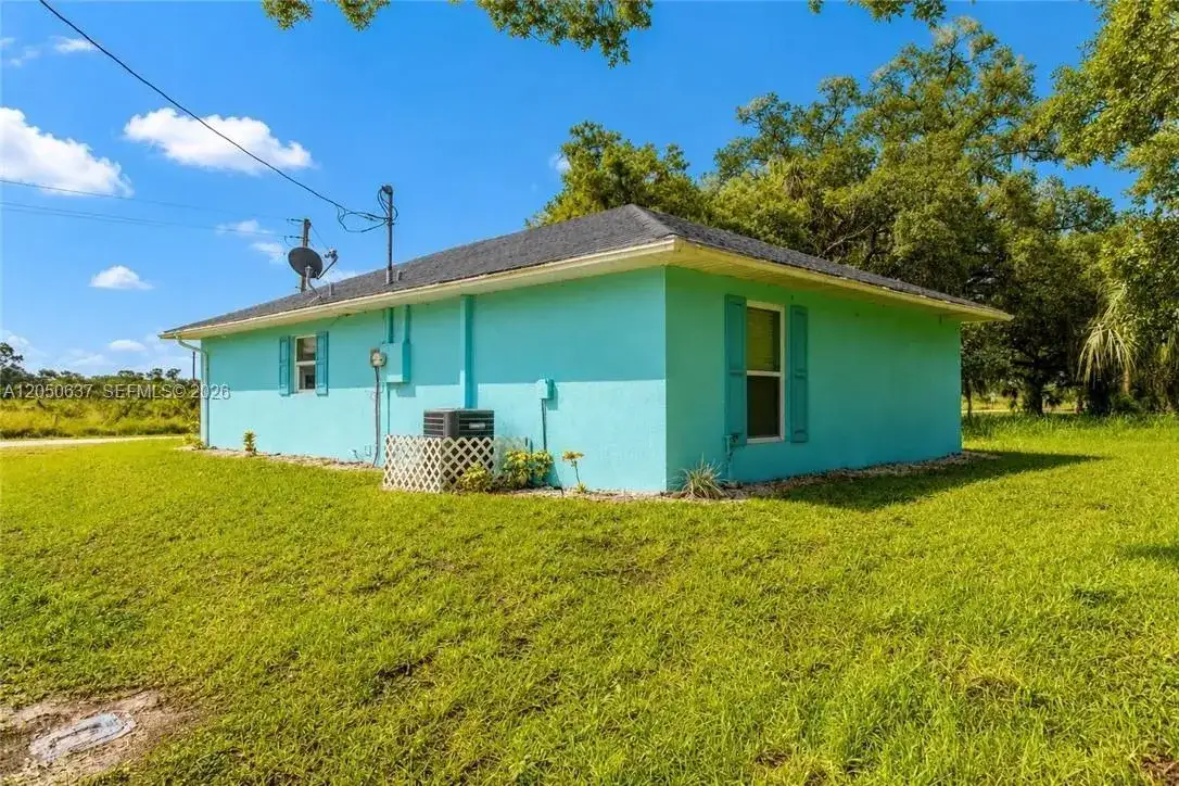 420 DR Martin Luther King Blvd, La Belle FL 33935 photo 2