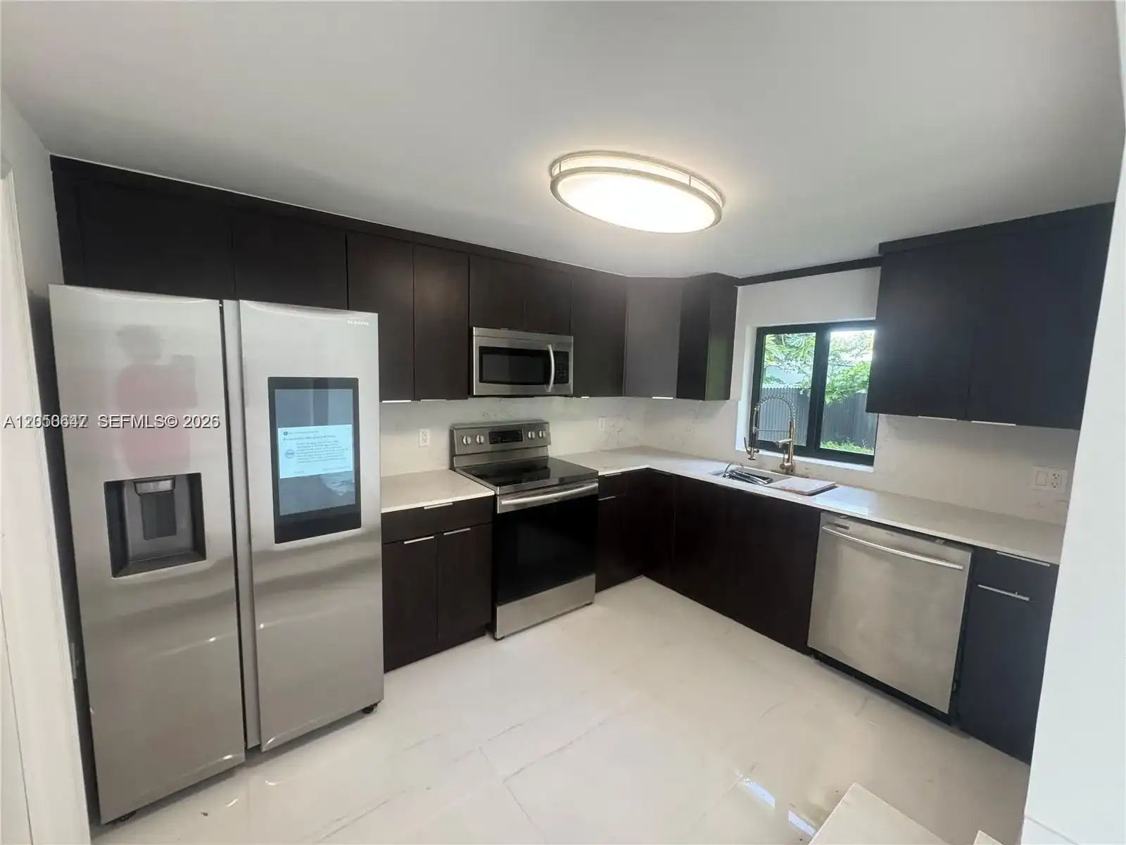 15725 NE 11th Ct, North Miami Beach FL 33162