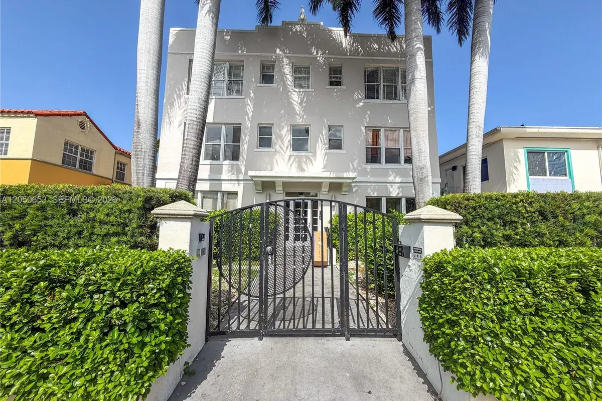 1027 Pennsylvania Ave # 303, Miami Beach FL 33139