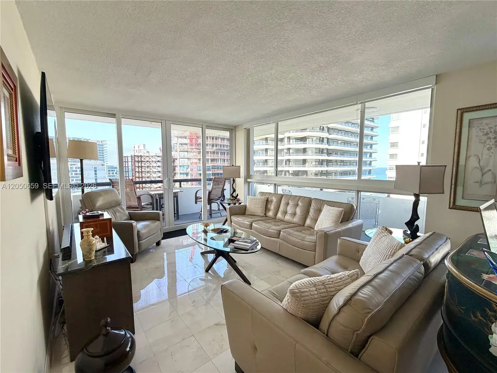 3200 Collins Ave # 1, Miami Beach FL 33140