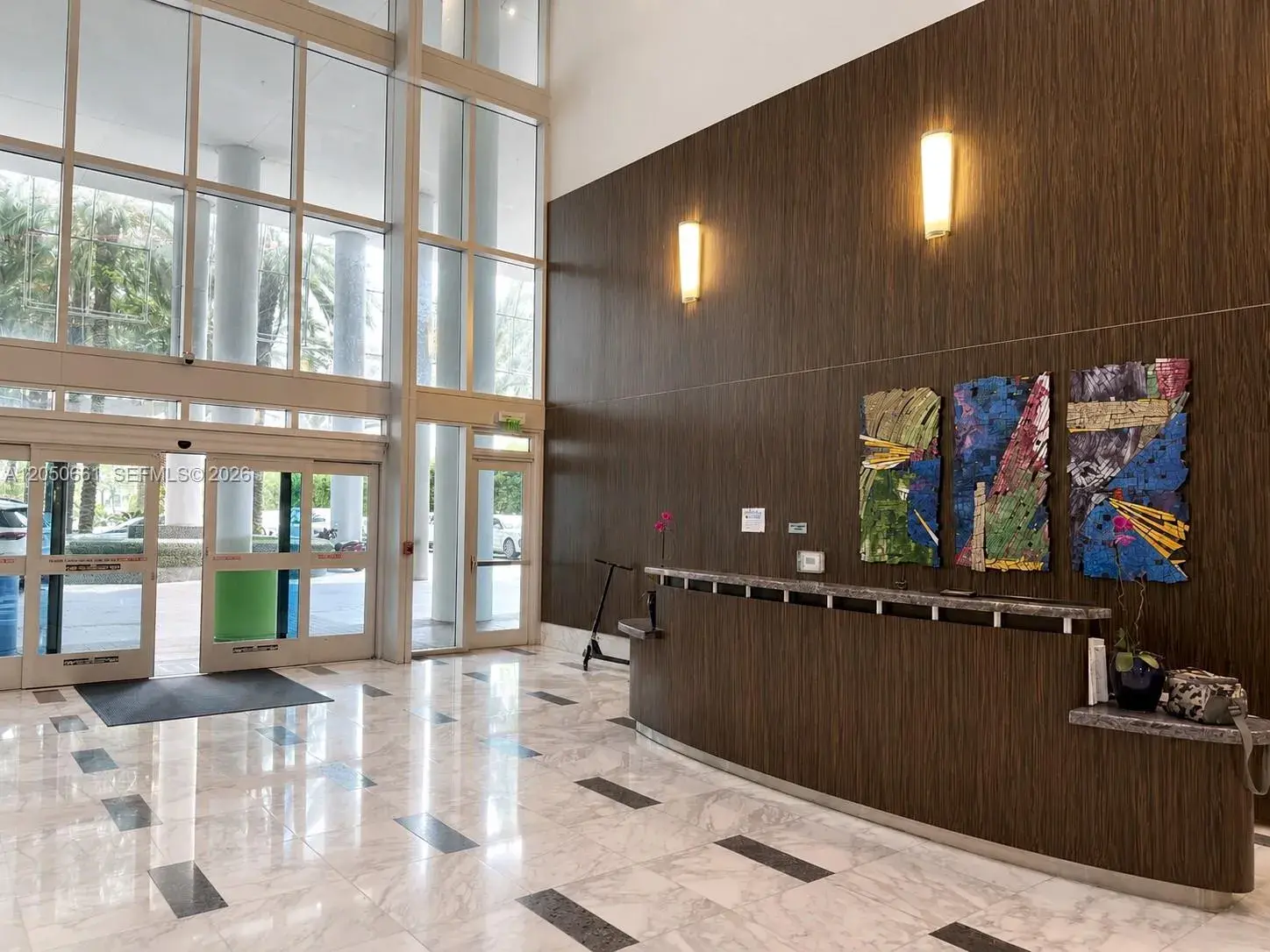 185 SW 7th St # 3704, Miami FL 33130