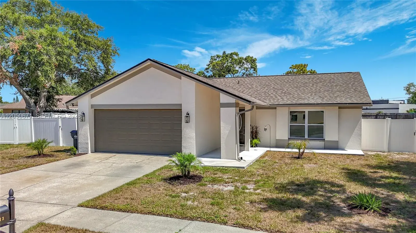 10813 Roundview Lane, Tampa FL 33624