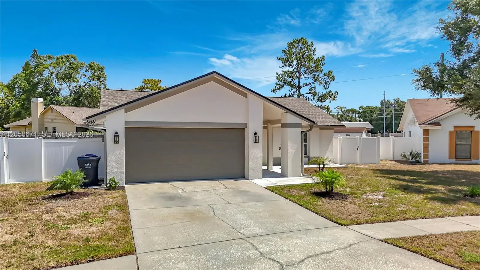 10813 Roundview Lane, Tampa FL 33624