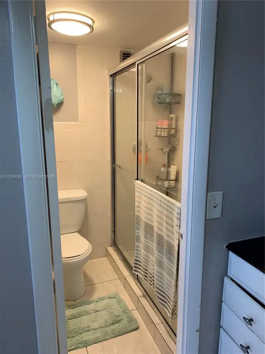 2025 NE 164th St # 808, North Miami Beach FL 33162 photo 4